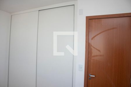 Quarto 2 de apartamento à venda com 2 quartos, 48m² em Palmares, Belo Horizonte