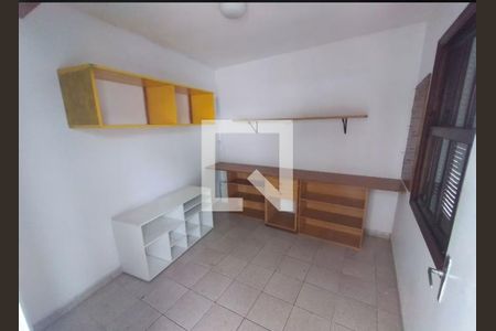 Casa para alugar com 2 quartos, 300m² em Alto de Pinheiros, São Paulo