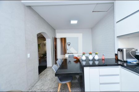 Cozinha de casa à venda com 5 quartos, 360m² em Cidade Nova, Belo Horizonte