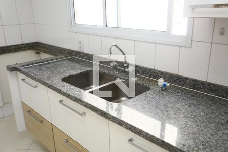 Cozinha de apartamento para alugar com 4 quartos, 118m² em Vila Sonia, São Paulo