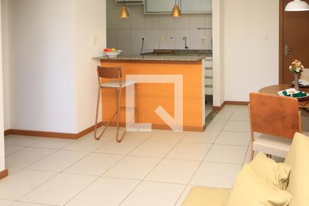 Sala de apartamento para alugar com 1 quarto, 42m² em Stiep, Salvador
