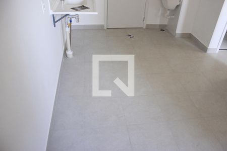 Sala / Cozinha de apartamento para alugar com 2 quartos, 32m² em Parque Novo Mundo, Guarulhos