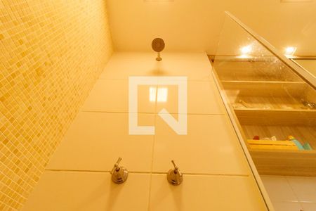 Banheiro de apartamento à venda com 2 quartos, 43m² em Vila Gustavo, São Paulo
