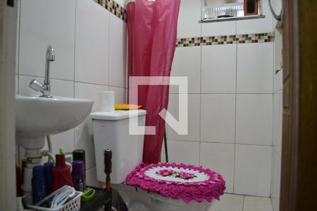 Banheiro de apartamento à venda com 2 quartos, 56m² em Parque Erasmo Assunção, Santo André