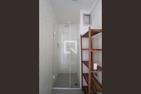 Banheiro da Suíte de apartamento à venda com 1 quarto, 37m² em Itaim Bibi, São Paulo