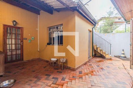 Quintal de casa à venda com 4 quartos, 200m² em Sumaré, São Paulo