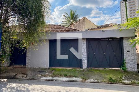 Fachada de casa à venda com 4 quartos, 200m² em Sumaré, São Paulo