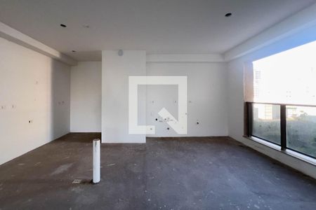 Sala e cozinha de apartamento à venda com 3 quartos, 181m² em Vila Mariana, São Paulo