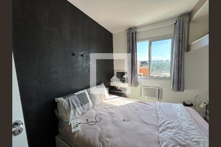 Quarto de apartamento para alugar com 2 quartos, 52m² em Marechal Hermes, Rio de Janeiro
