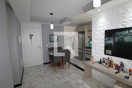 Sala de apartamento para alugar com 2 quartos, 52m² em Marechal Hermes, Rio de Janeiro