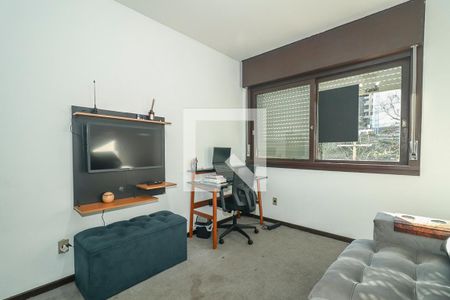 Sala de TV de apartamento à venda com 2 quartos, 155m² em Bela Vista, Porto Alegre