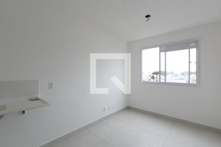 Sala de apartamento para alugar com 2 quartos, 32m² em Vila Carmosina, São Paulo