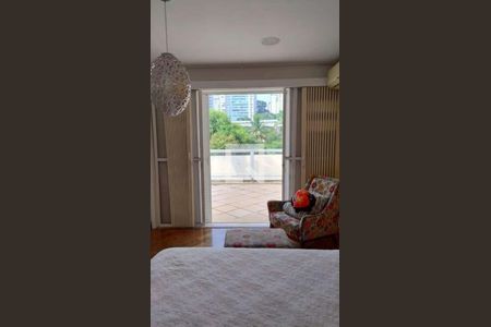 Casa para alugar com 3 quartos, 300m² em Campo Belo, São Paulo