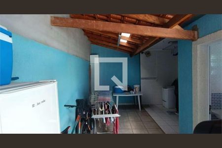 Casa para alugar com 2 quartos, 220m² em Vila Paiva, São Paulo