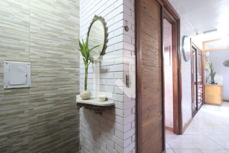 Corredor de casa à venda com 3 quartos, 196m² em Ouro Branco, Novo Hamburgo