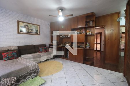 Sala de casa à venda com 3 quartos, 196m² em Ouro Branco, Novo Hamburgo
