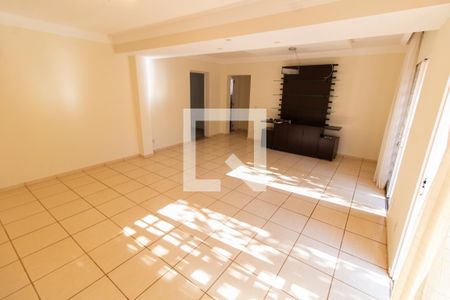 Sala de casa de condomínio à venda com 4 quartos, 275m² em Parque Imperador, Campinas