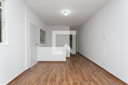 Sala de casa para alugar com 2 quartos, 130m² em Vila Campanela, São Paulo