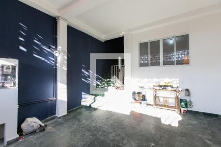 Garagem de casa para alugar com 2 quartos, 90m² em Vila Campanela, São Paulo