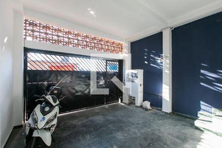 Garagem de casa para alugar com 2 quartos, 90m² em Vila Campanela, São Paulo