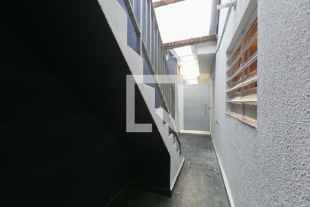 Corredor - Entrada de casa para alugar com 2 quartos, 90m² em Vila Campanela, São Paulo