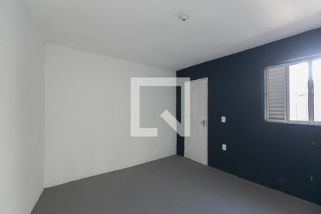 Quarto 2 de casa para alugar com 2 quartos, 90m² em Vila Campanela, São Paulo