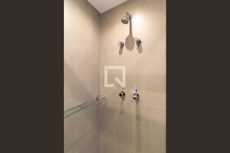 Banheiro de kitnet/studio para alugar com 1 quarto, 19m² em Santo Amaro, São Paulo