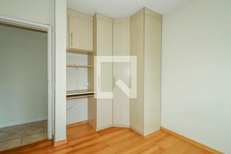 Quarto de apartamento à venda com 1 quarto, 44m² em Rio Branco, Porto Alegre