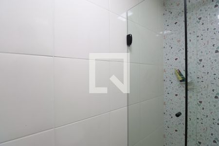 Banheiro de apartamento à venda com 2 quartos, 66m² em Água Branca, São Paulo