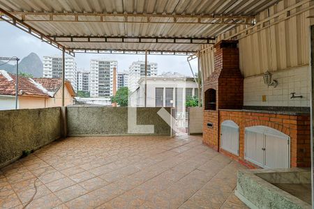 Casa à venda com 7 quartos, 257m² em Grajaú, Rio de Janeiro