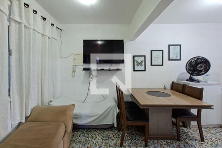 Sala/Cozinha de apartamento para alugar com 2 quartos, 50m² em Canto do Forte, Praia Grande