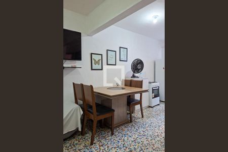 Sala/Cozinha de apartamento para alugar com 2 quartos, 50m² em Canto do Forte, Praia Grande
