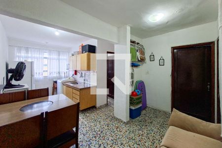 Sala/Cozinha de apartamento para alugar com 2 quartos, 50m² em Canto do Forte, Praia Grande