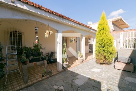 Área Externa de casa à venda com 3 quartos, 119m² em São Salvador, Belo Horizonte