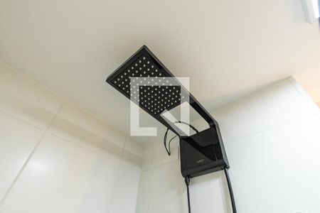 Banheiro de apartamento para alugar com 1 quarto, 30m² em Jardim da Gloria, São Paulo