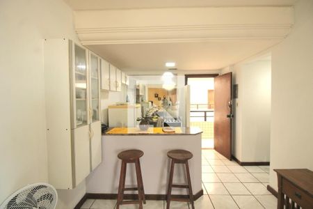 Cozinha de kitnet/studio para alugar com 1 quarto, 37m² em Amaralina, Salvador