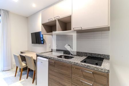 Cozinha de kitnet/studio à venda com 1 quarto, 28m² em Centro Histórico de São Paulo, São Paulo