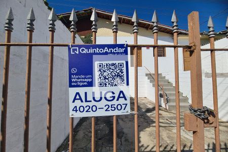 plaquinha de casa para alugar com 2 quartos, 170m² em Vila Cleonice, São Paulo