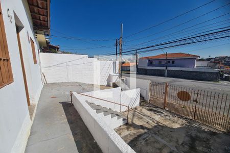 Garagem de casa para alugar com 2 quartos, 170m² em Vila Cleonice, São Paulo