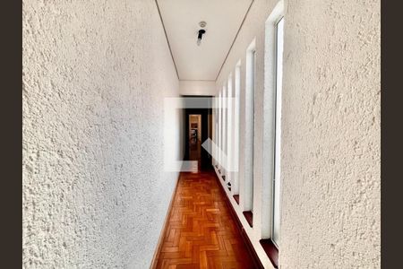 Corredor de casa à venda com 3 quartos, 278m² em Loteamento Caminhos de San Conrado (sousas), Campinas