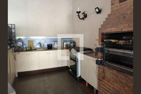 Casa à venda com 4 quartos, 585m² em Cacuia, Rio de Janeiro