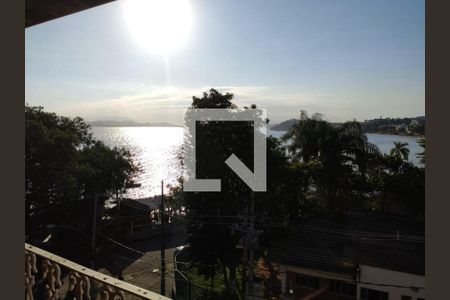 Casa à venda com 4 quartos, 585m² em Cacuia, Rio de Janeiro