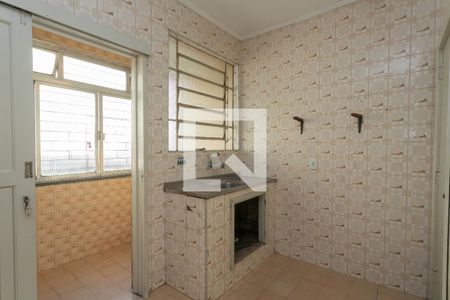 Cozinha de apartamento à venda com 3 quartos, 91m² em Sarandi, Porto Alegre