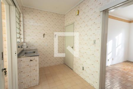 Cozinha de apartamento à venda com 3 quartos, 91m² em Sarandi, Porto Alegre