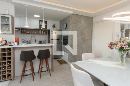Cozinha de apartamento à venda com 2 quartos, 62m² em São Sebastião, Porto Alegre