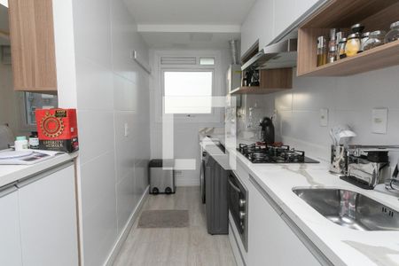 Cozinha de apartamento à venda com 2 quartos, 62m² em São Sebastião, Porto Alegre