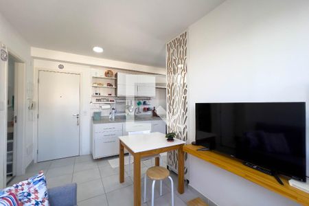 Sala de apartamento para alugar com 2 quartos, 34m² em Cambuci, São Paulo