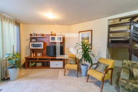 Sala de casa à venda com 3 quartos, 234m² em Nonoai, Porto Alegre