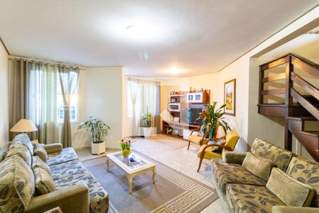 Sala de casa à venda com 3 quartos, 234m² em Nonoai, Porto Alegre