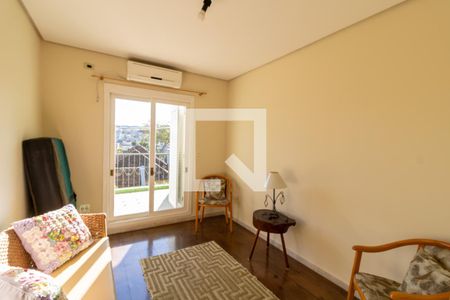 Quarto 2 de casa à venda com 3 quartos, 234m² em Nonoai, Porto Alegre